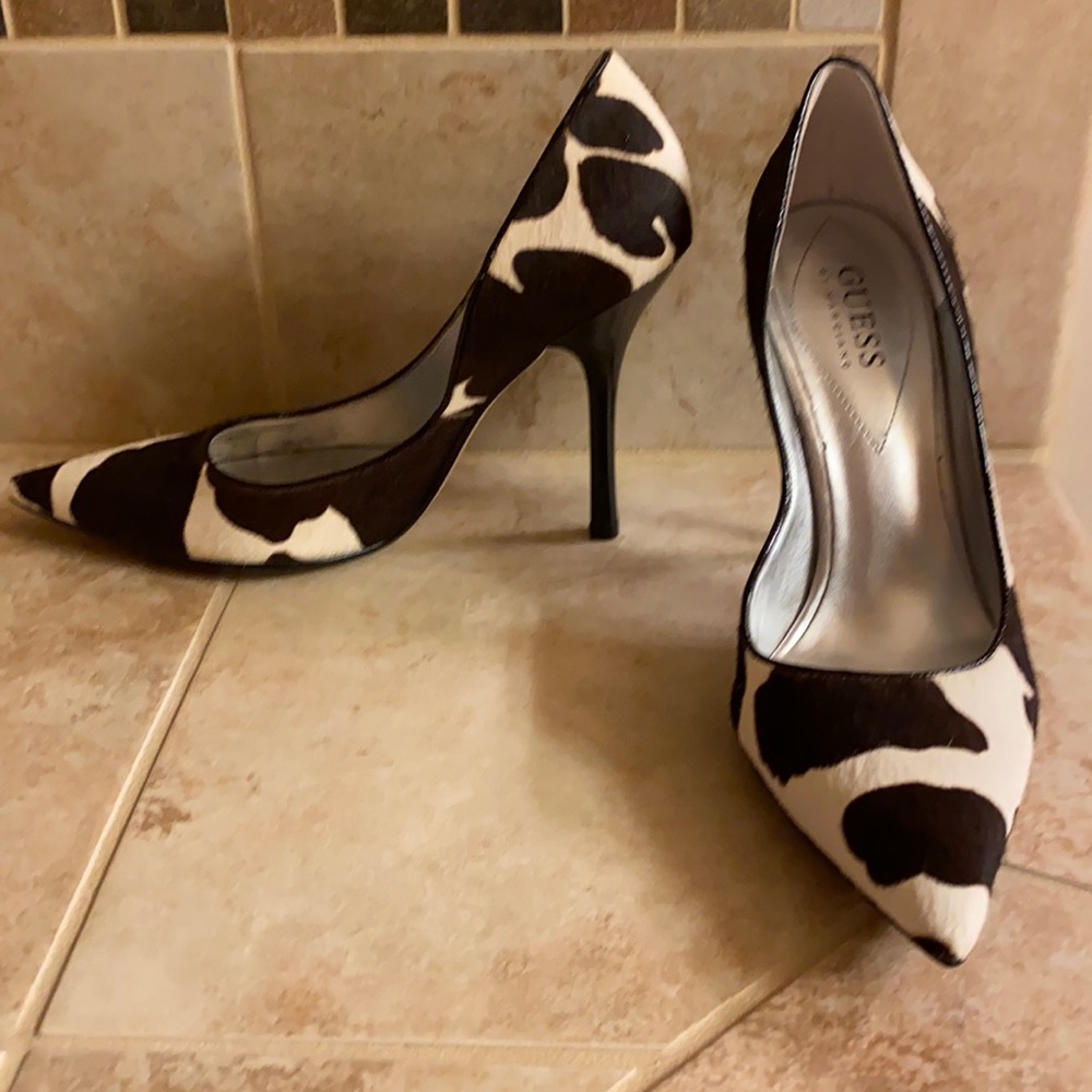 Calf hair cow print Guess heels